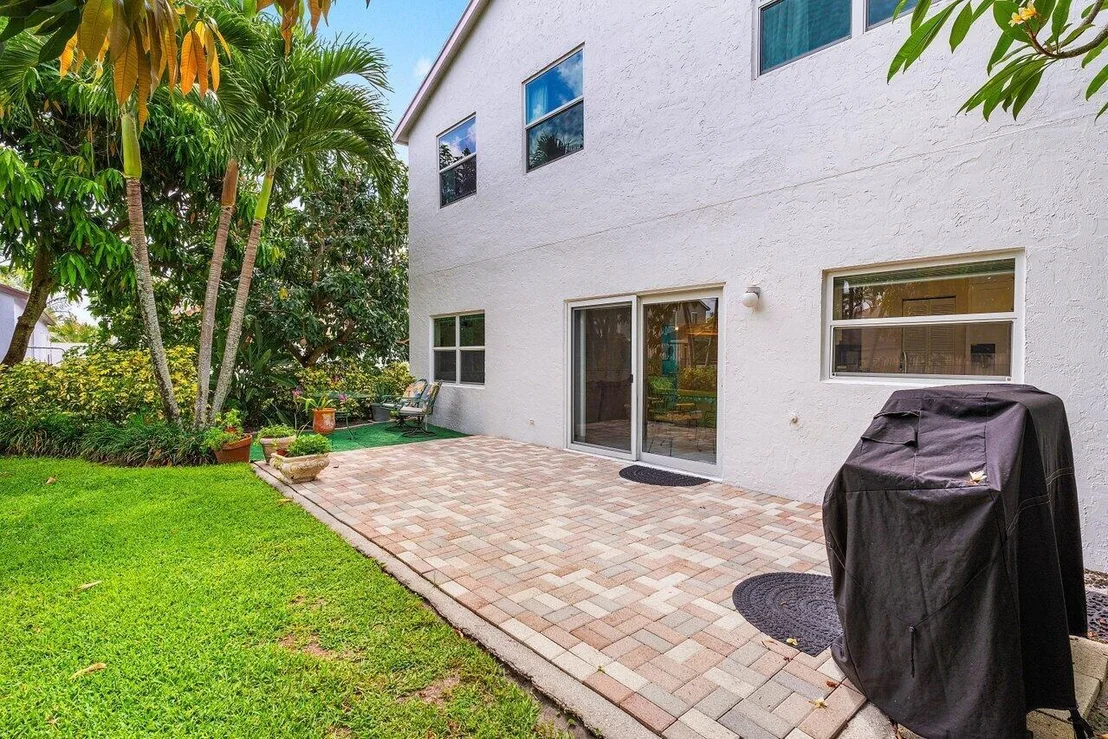 Photo of 6321 Lansdowne Circle