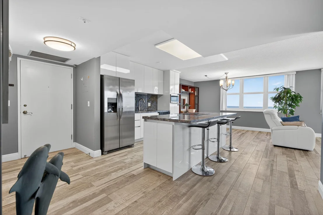 Photo of Unit 607 at 5440 N Ocean Drive