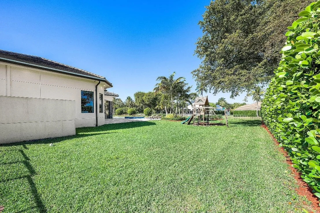 Photo of 6773 Boniello Drive