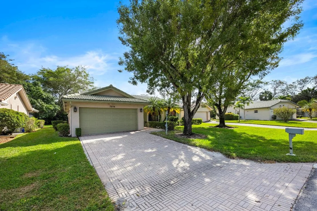 Photo of 7974 Cloverfield Circle