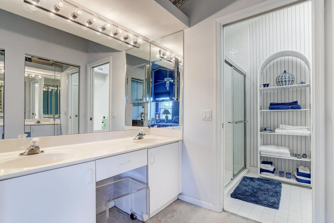 Photo of 6089 Bay Isles Drive