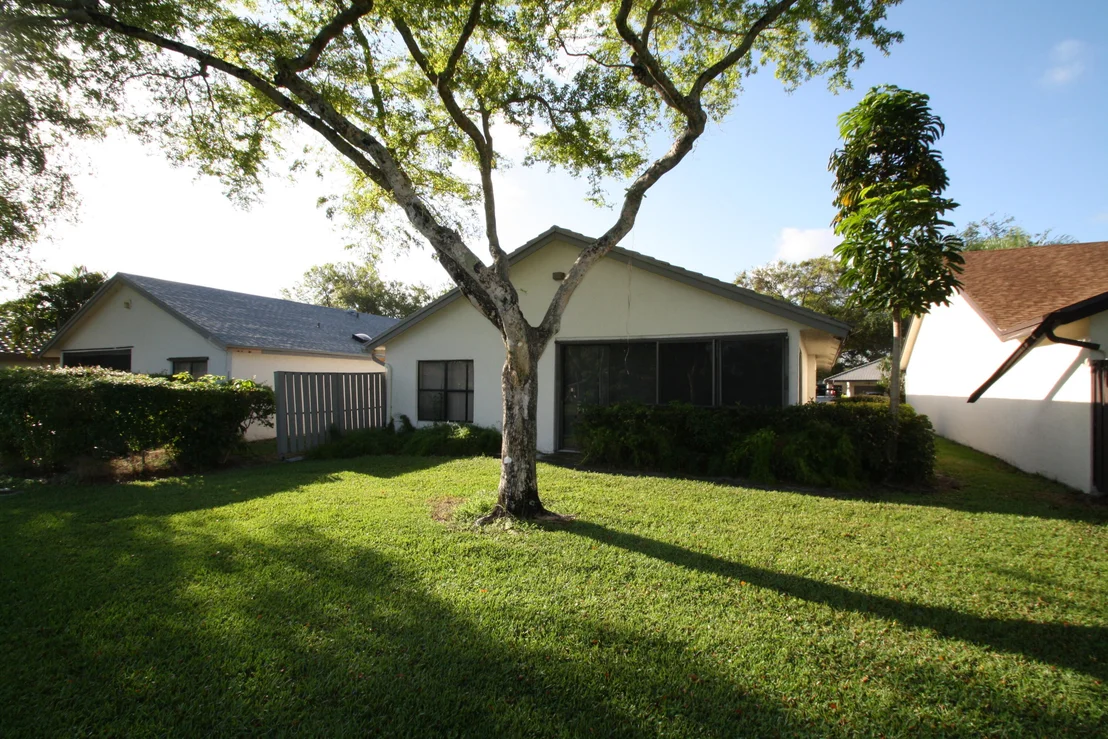 Photo of 4888 Boxwood Circle
