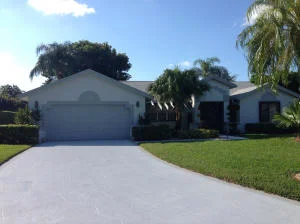 Photo of 2820 Riviera Drive