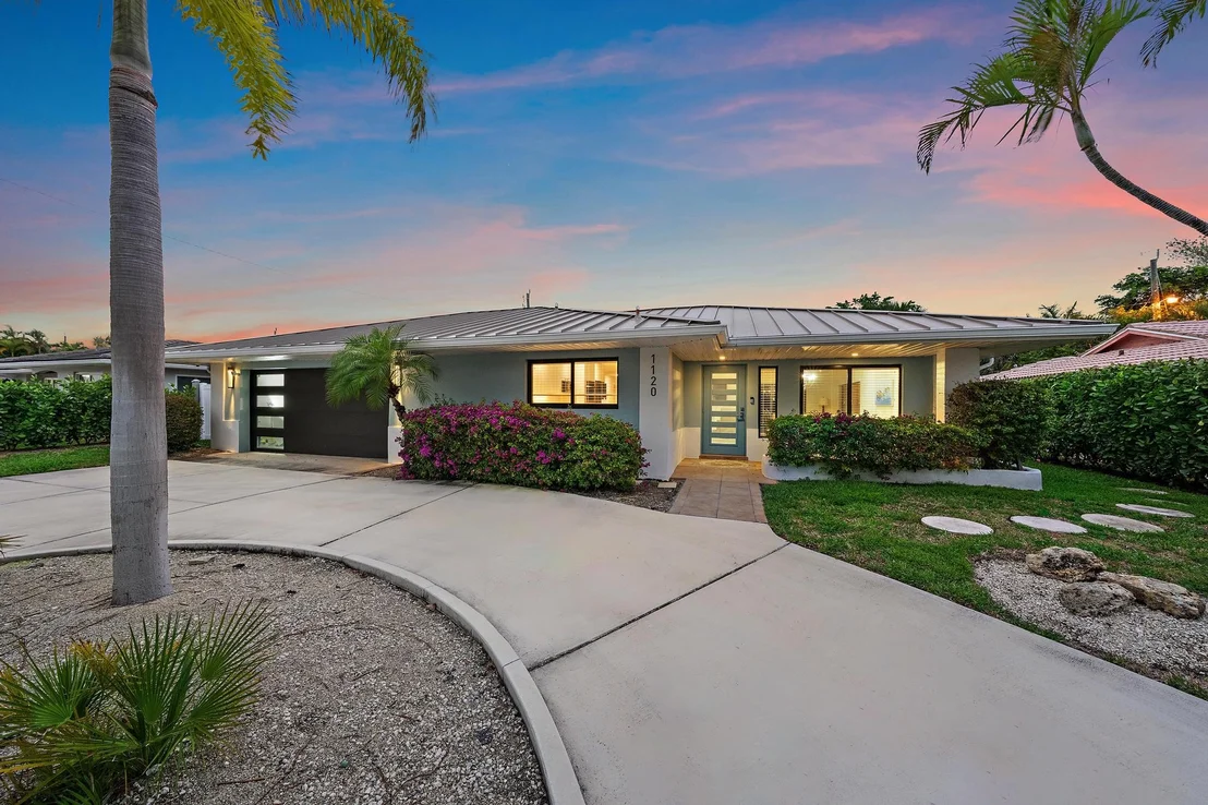 Photo of 1120 Singer Drive