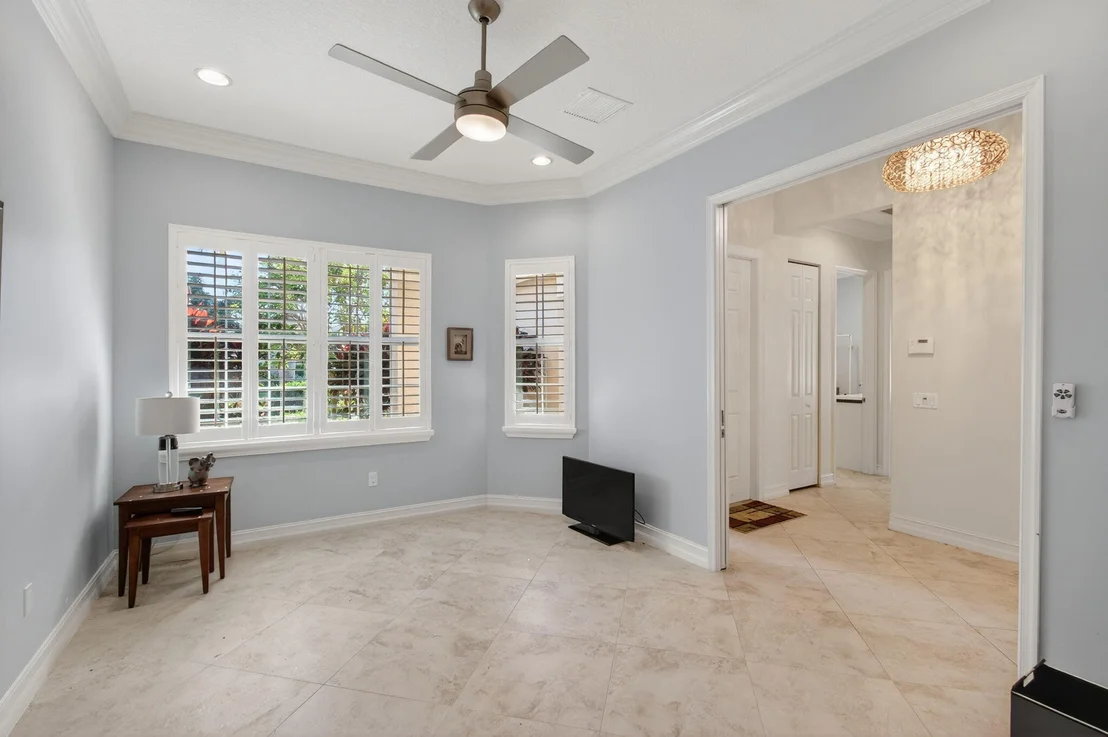 Photo of 9077 Vander Cove