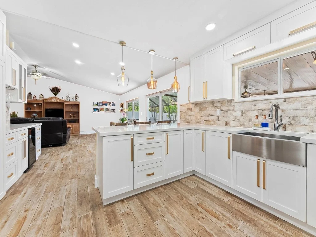 Photo of 6440 NW 201st Terrace