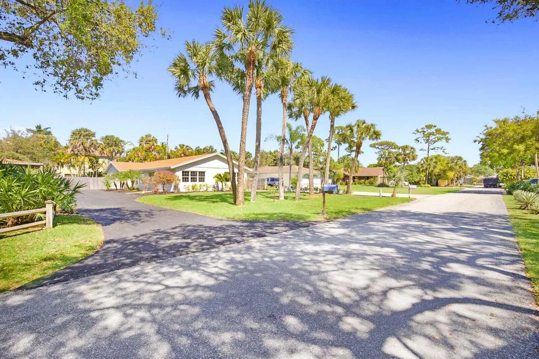 Photo of 4323 Redding Road