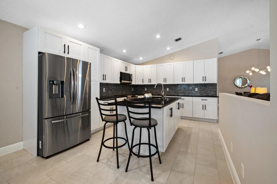 Photo of 4077 Manor Forest Trail