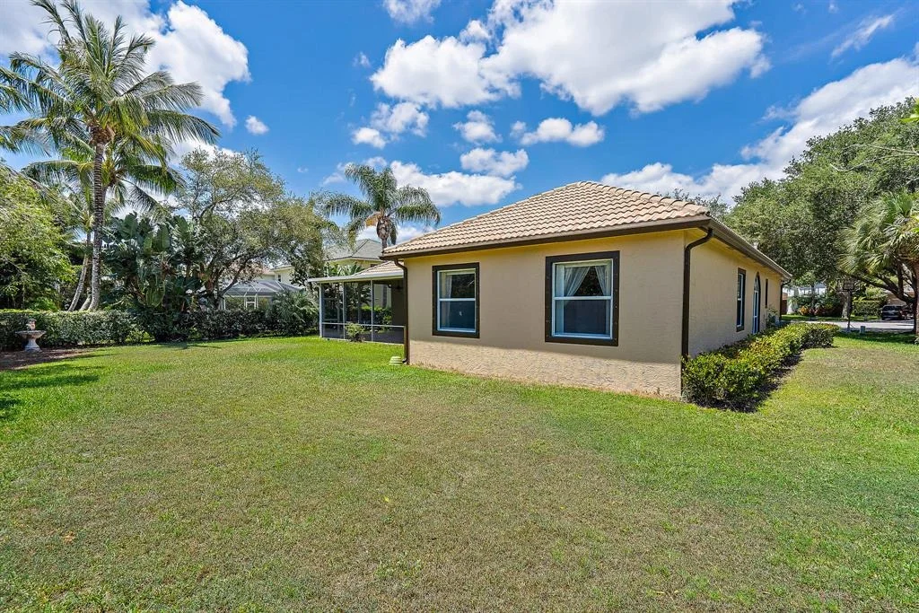 Photo of 228 Blackbird Lane