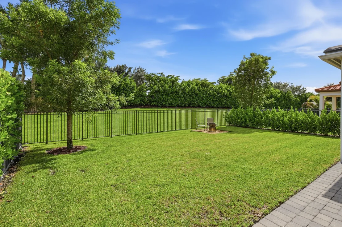 Photo of 16210 Sandy Shore Drive