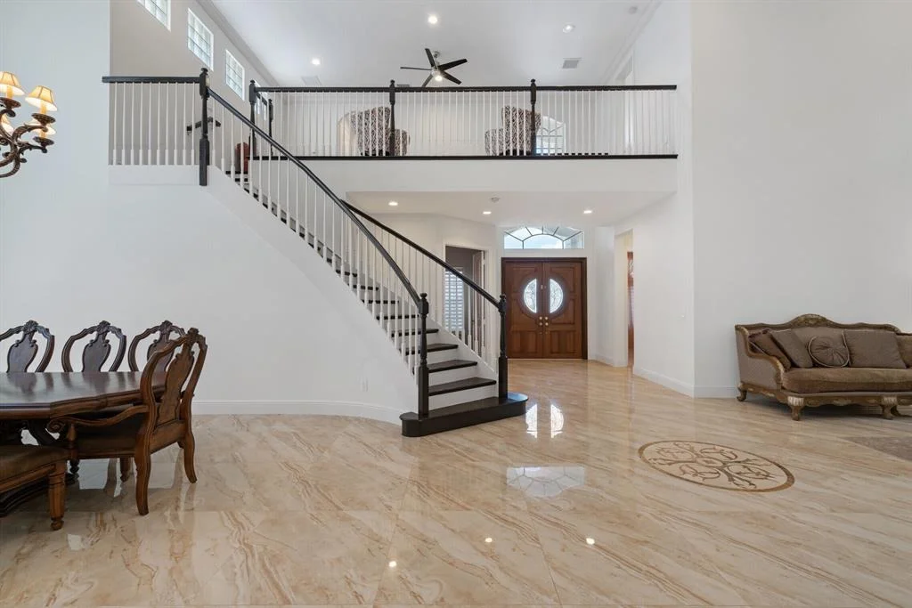 Photo of 8174 Valhalla Drive