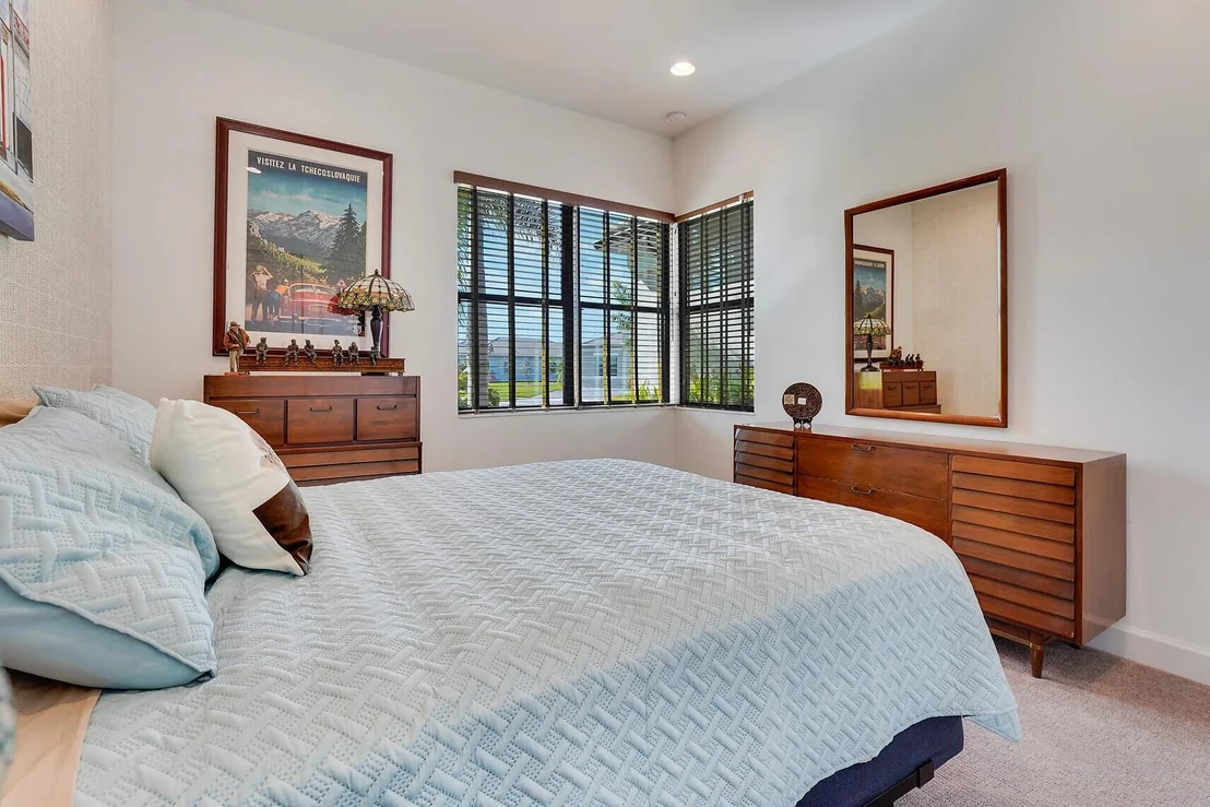 Photo of 9223 Mountain Pine Grove