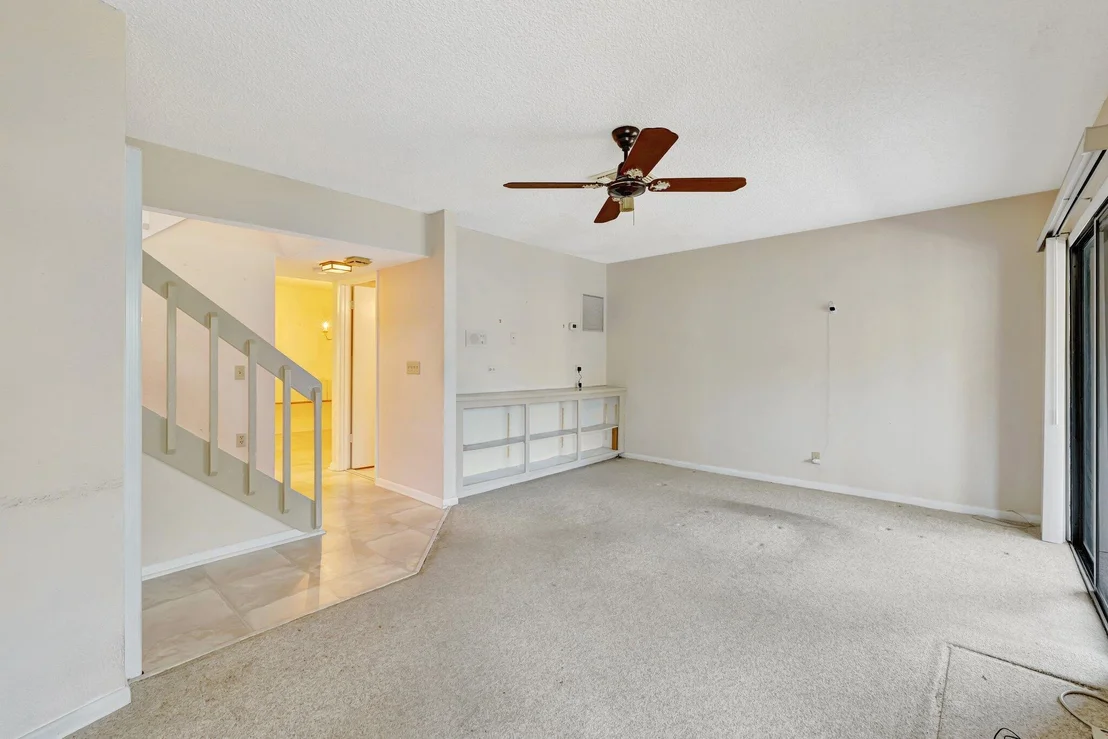 Photo of Unit TH128 at 950 S Kanner Highway
