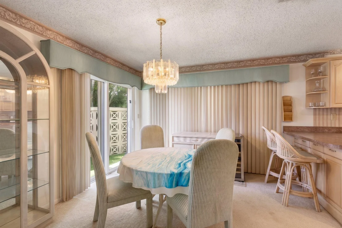 Photo of 1166 Beach Road