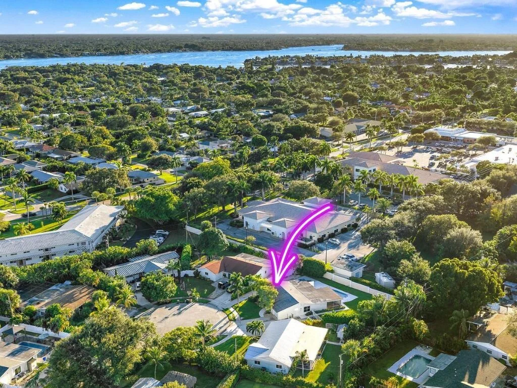 Photo of 77 Holly Circle