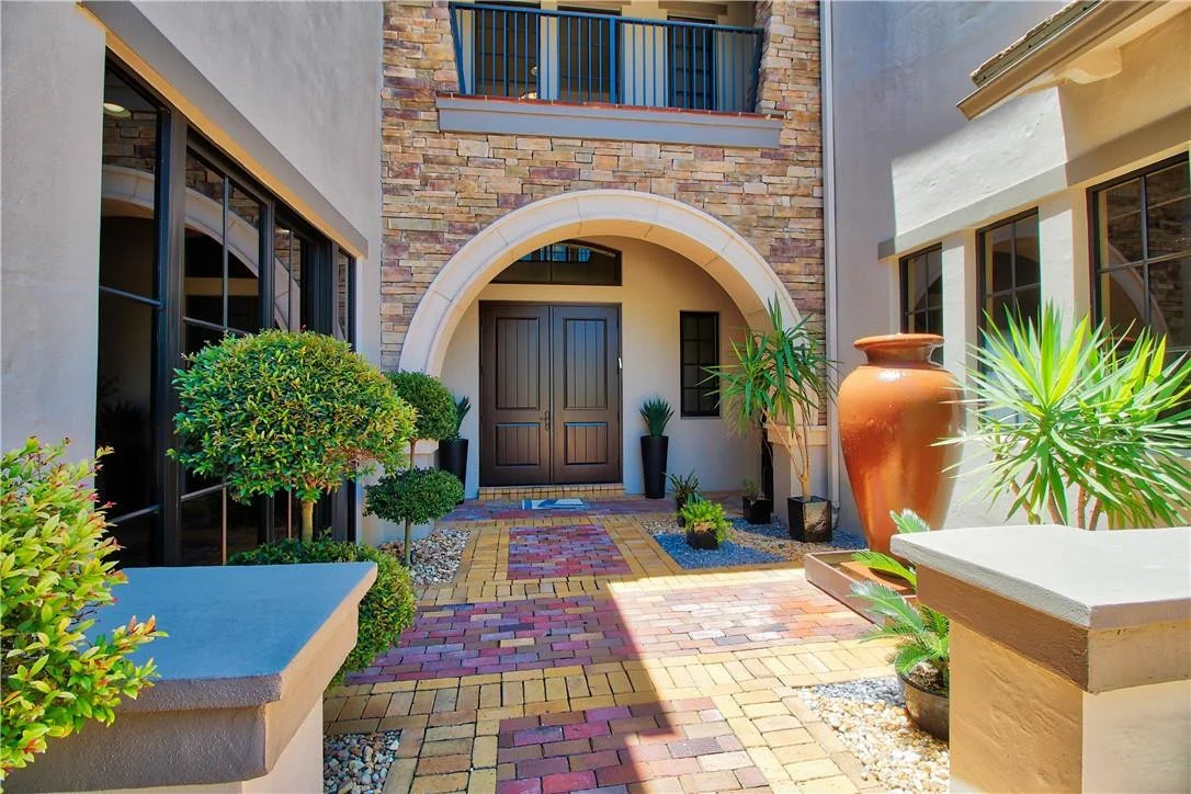 Photo of 9640 Eden Manor