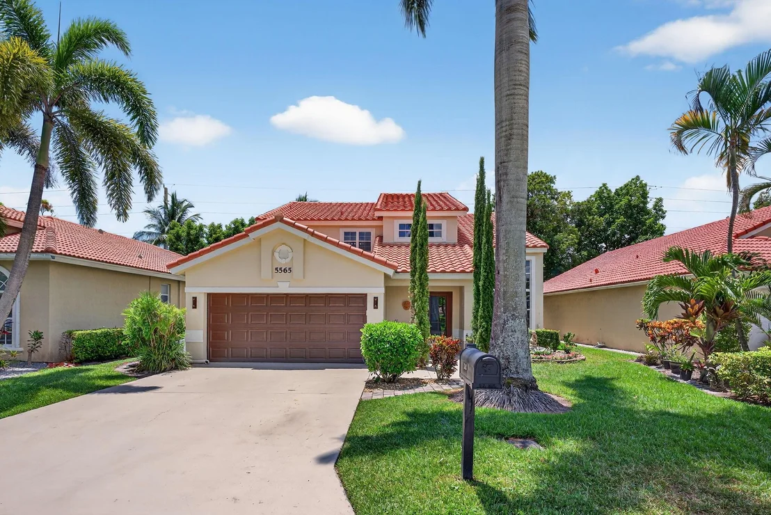 Photo of 5565 American Circle