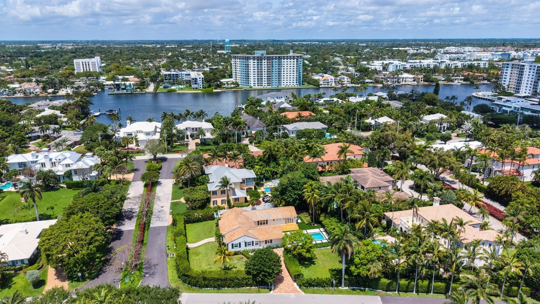 Photo of 1017 Tamarind Road