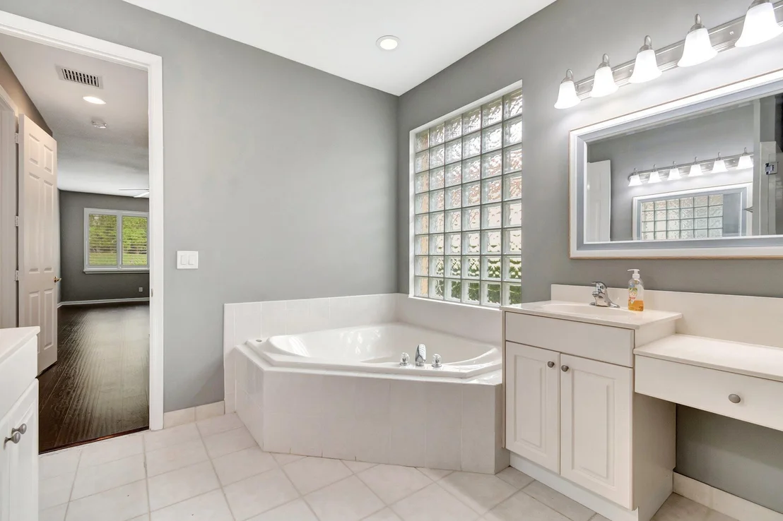 Photo of 2676 Clipper Circle