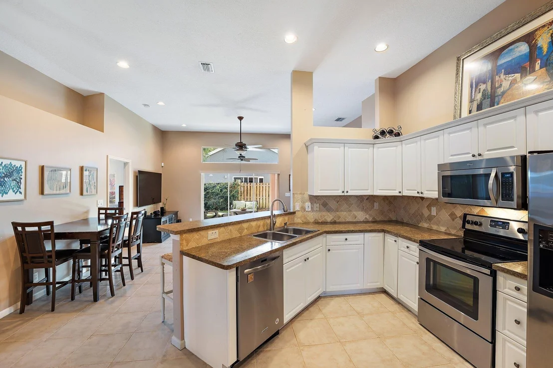 Photo of 6310 Garrett Street