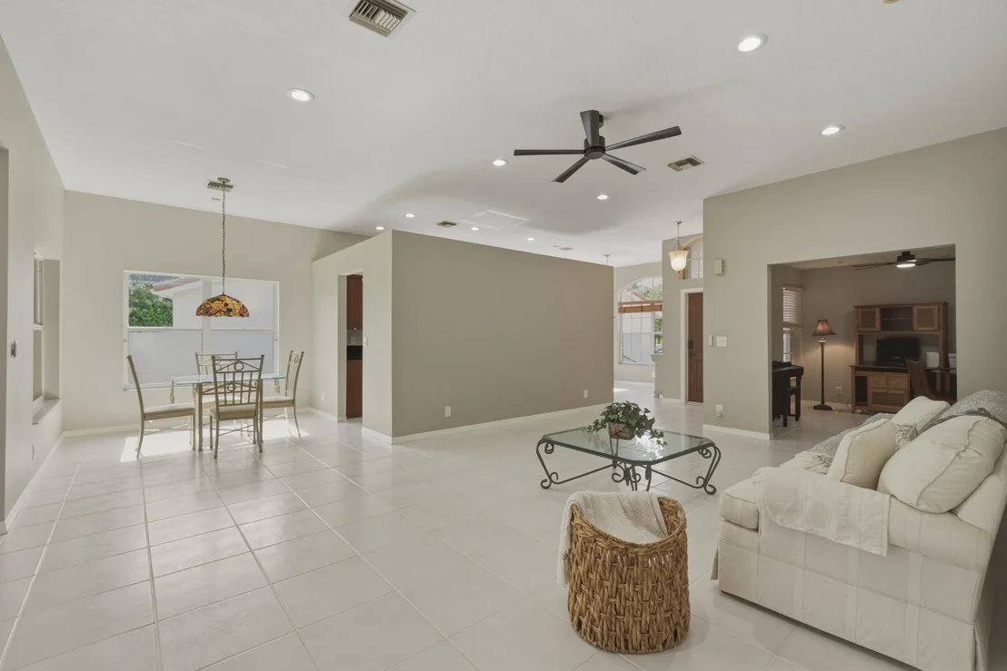 Photo of 10827 La Salinas Circle