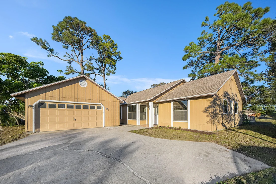 Photo of 110 Cardinal Drive