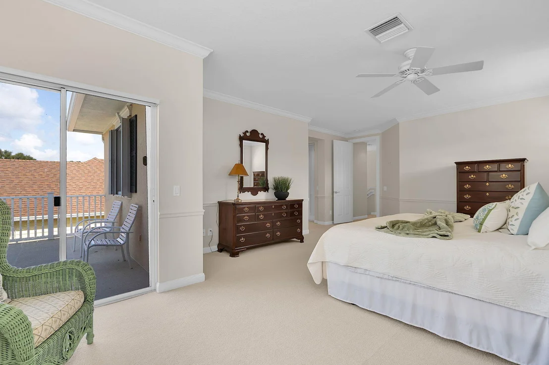 Photo of 216 Barbados Drive