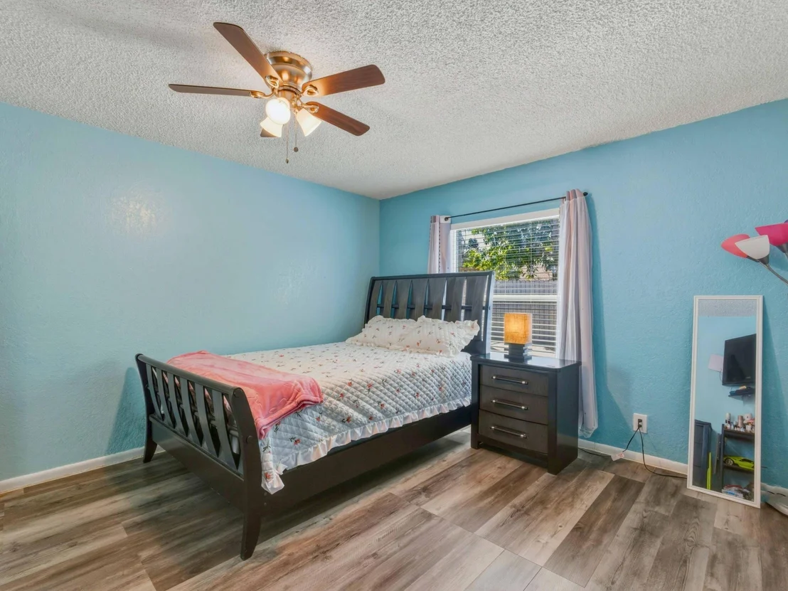 Photo of 5928 Ithaca Circle W