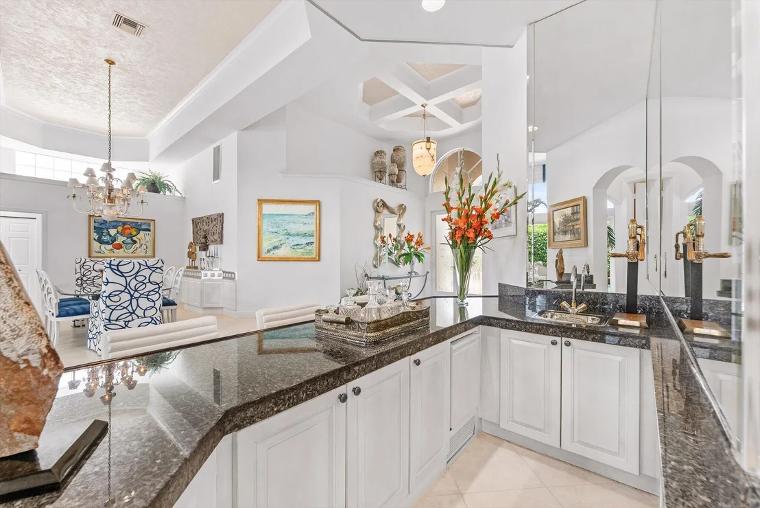 Photo of 6533 Somerset Circle