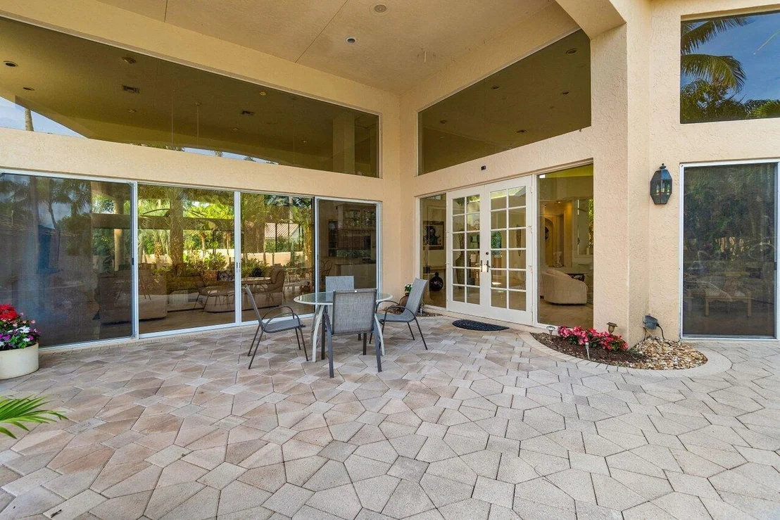 Photo of 5237 Deauville Circle