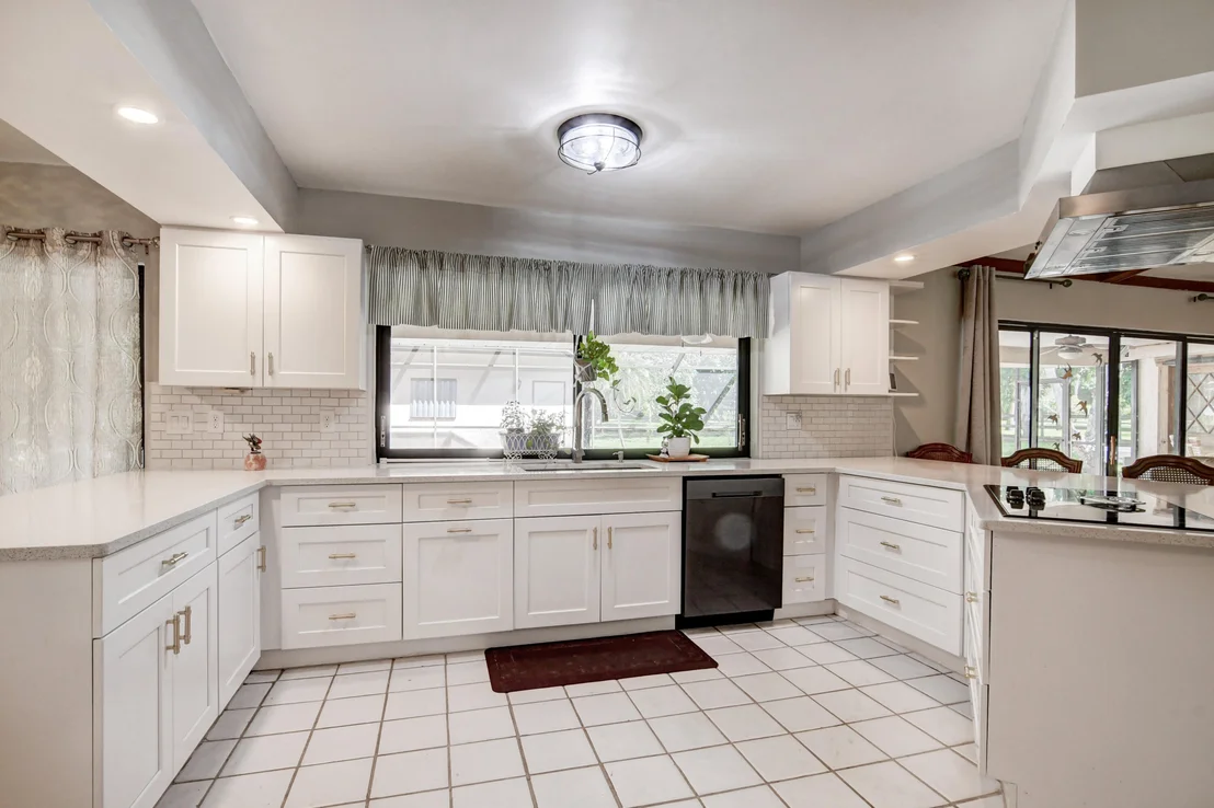 Photo of 12623 Pineacre Lane