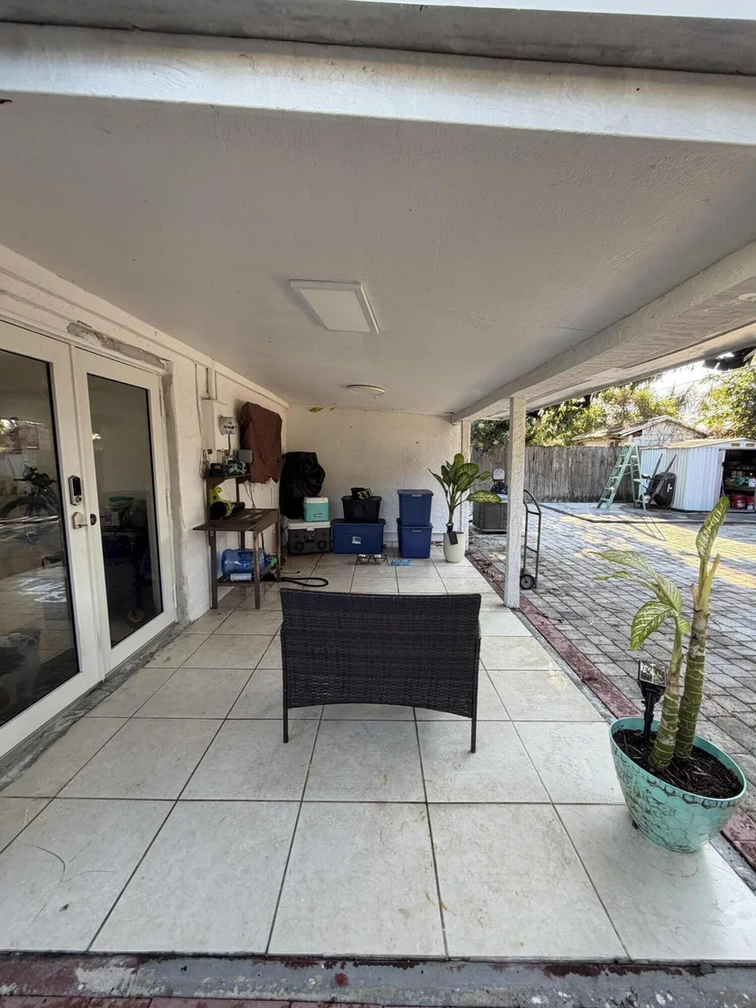 Photo of 814 Colonial Road