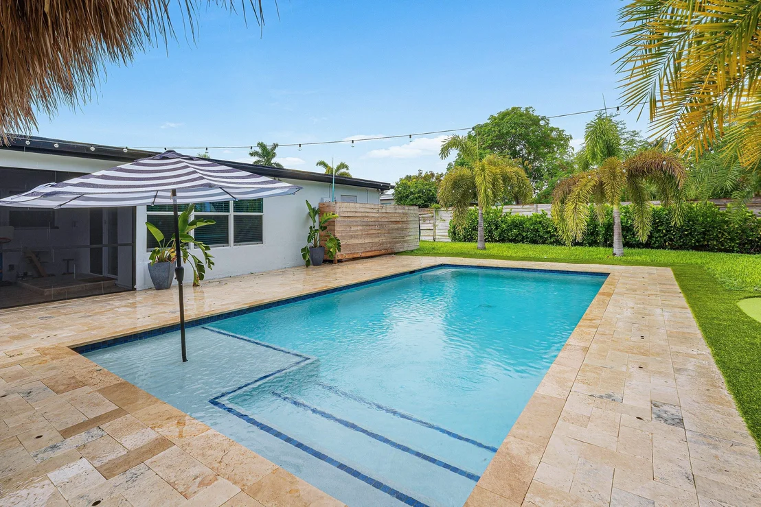 Photo of 711 Laurel Drive