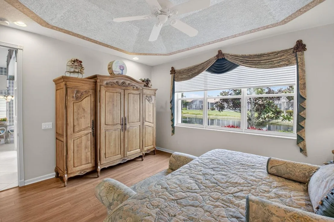 Photo of 7237 Morocca Lake Drive