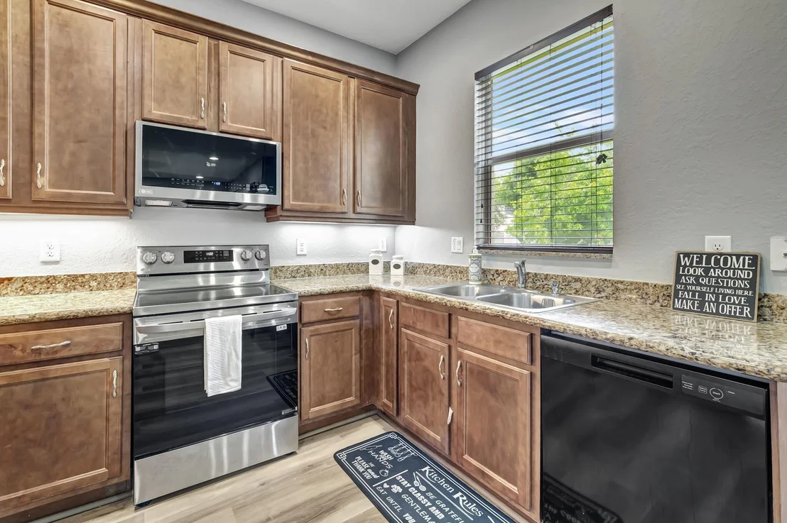 Photo of 11043 Bitternut Hickory Lane