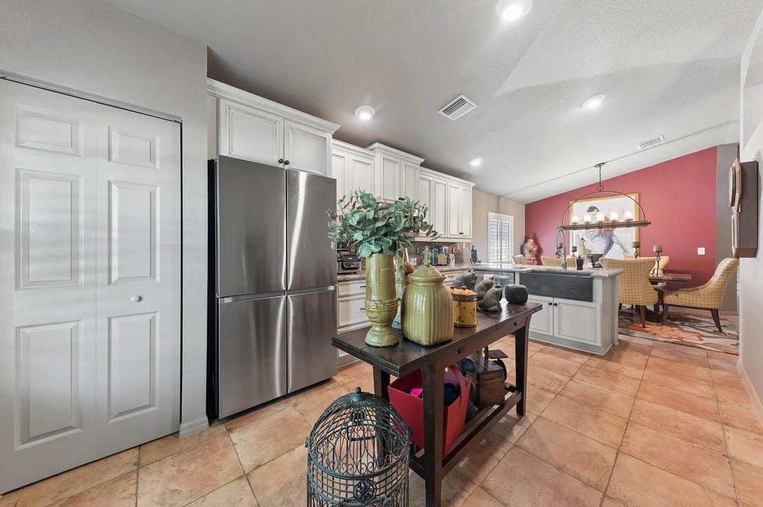 Photo of 5318 VERNIO Lane