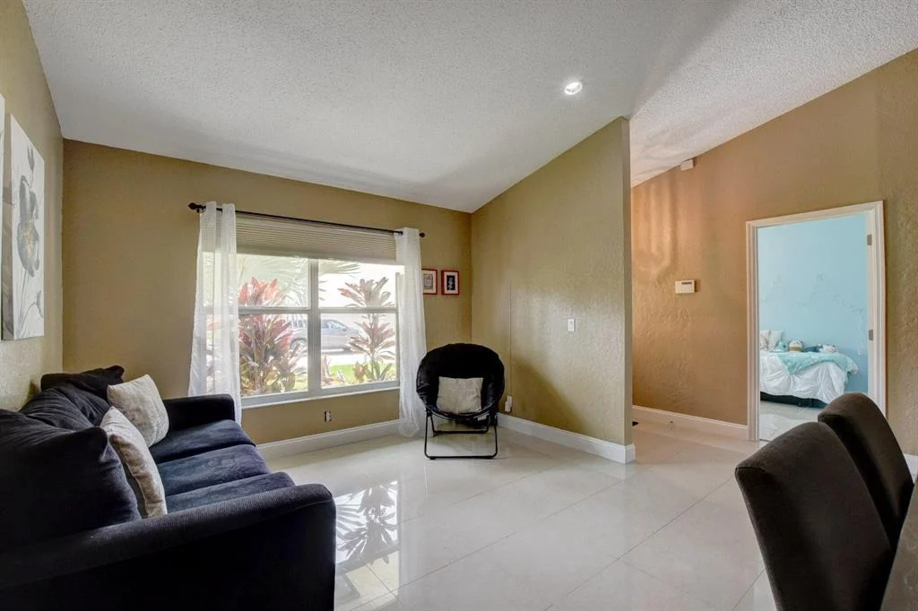 Photo of 11080 Lakeaire Circle