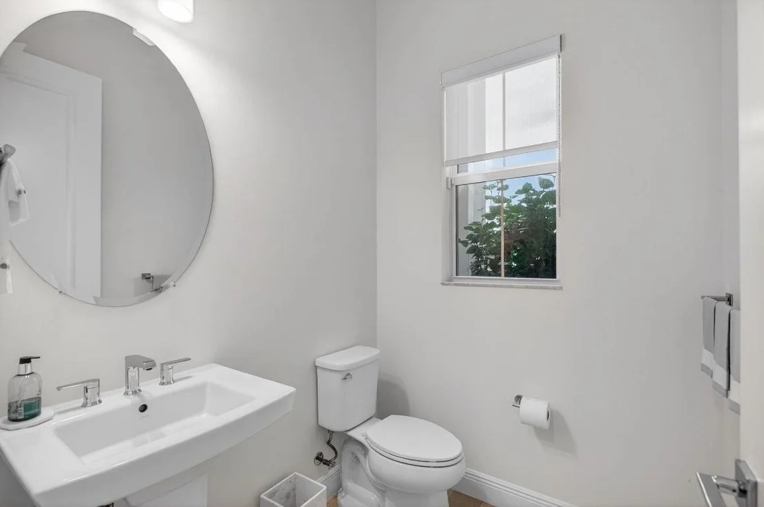 Photo of 9249 Crestview Circle