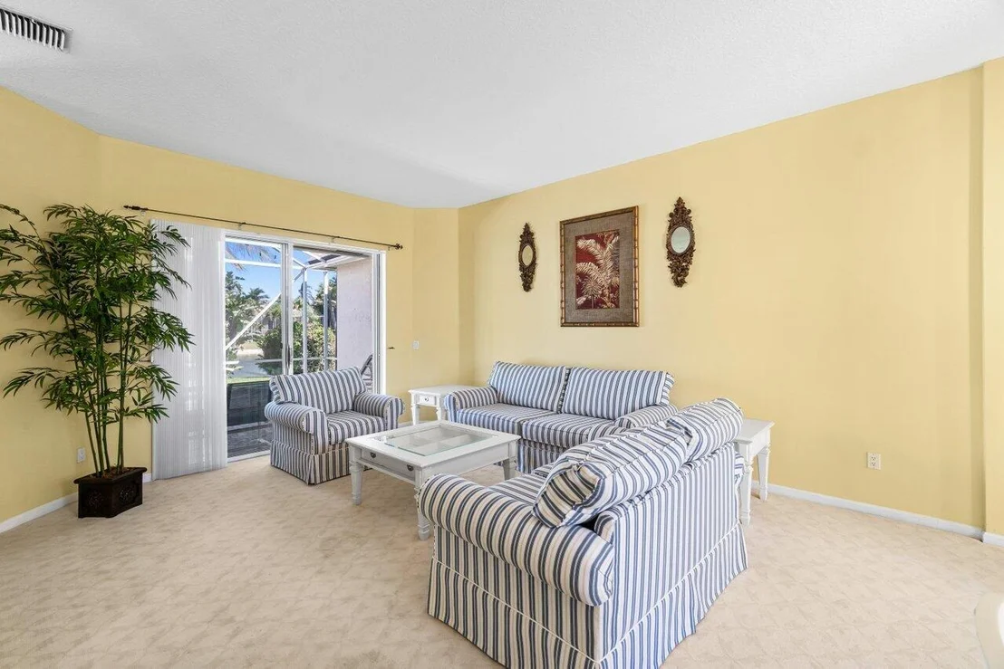 Photo of 12811 Hyland Circle