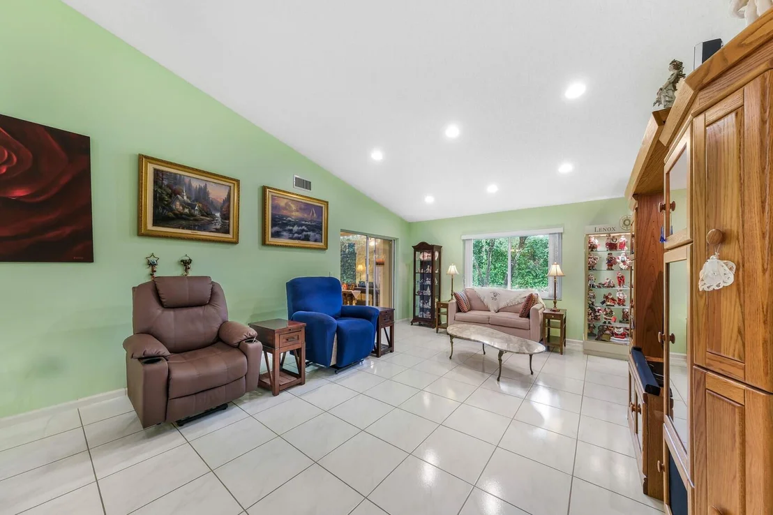 Photo of Unit A at 9986 Seacrest Circle