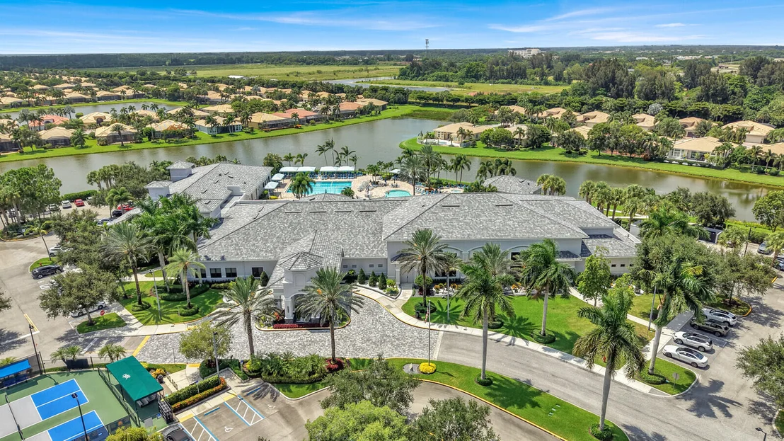 Photo of 10469 Whitewind Circle