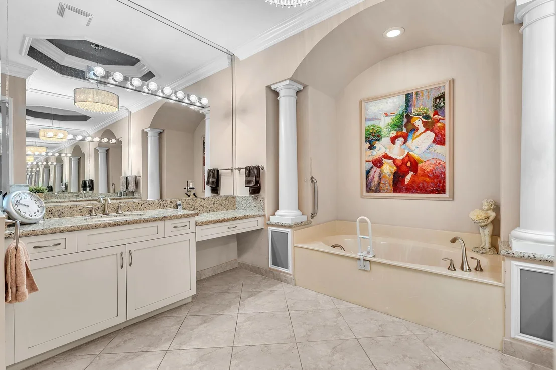 Photo of 9062 Meridian View Isle