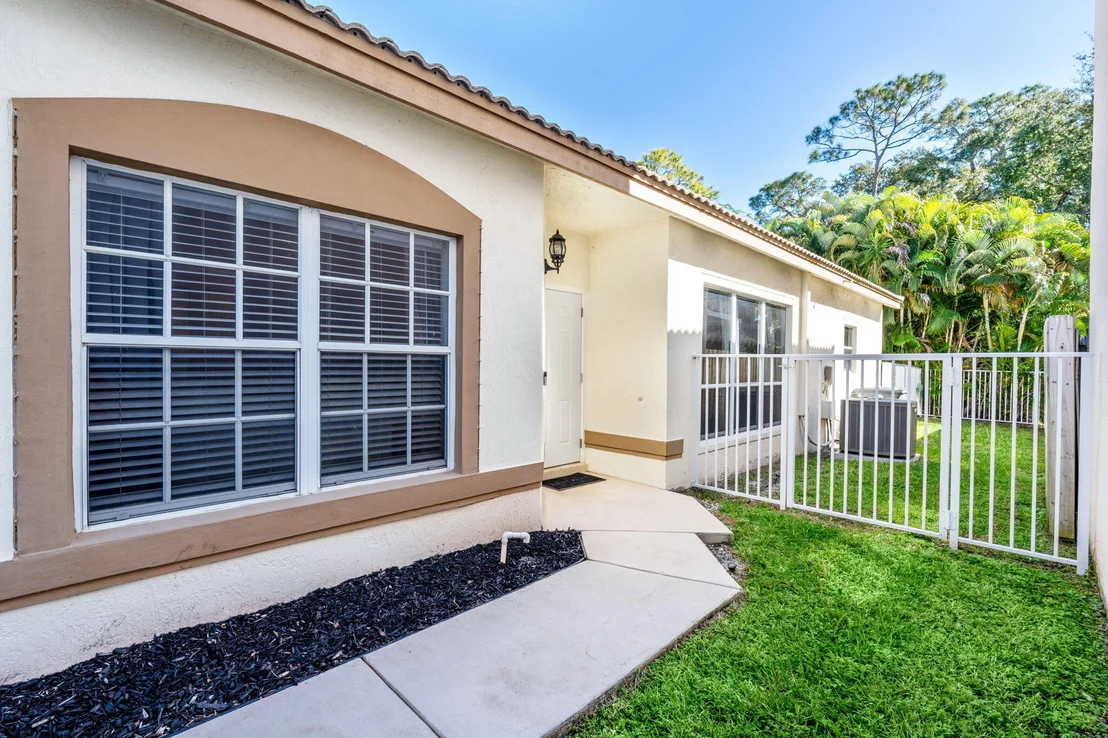 Photo of 7616 Colony Palm Drive