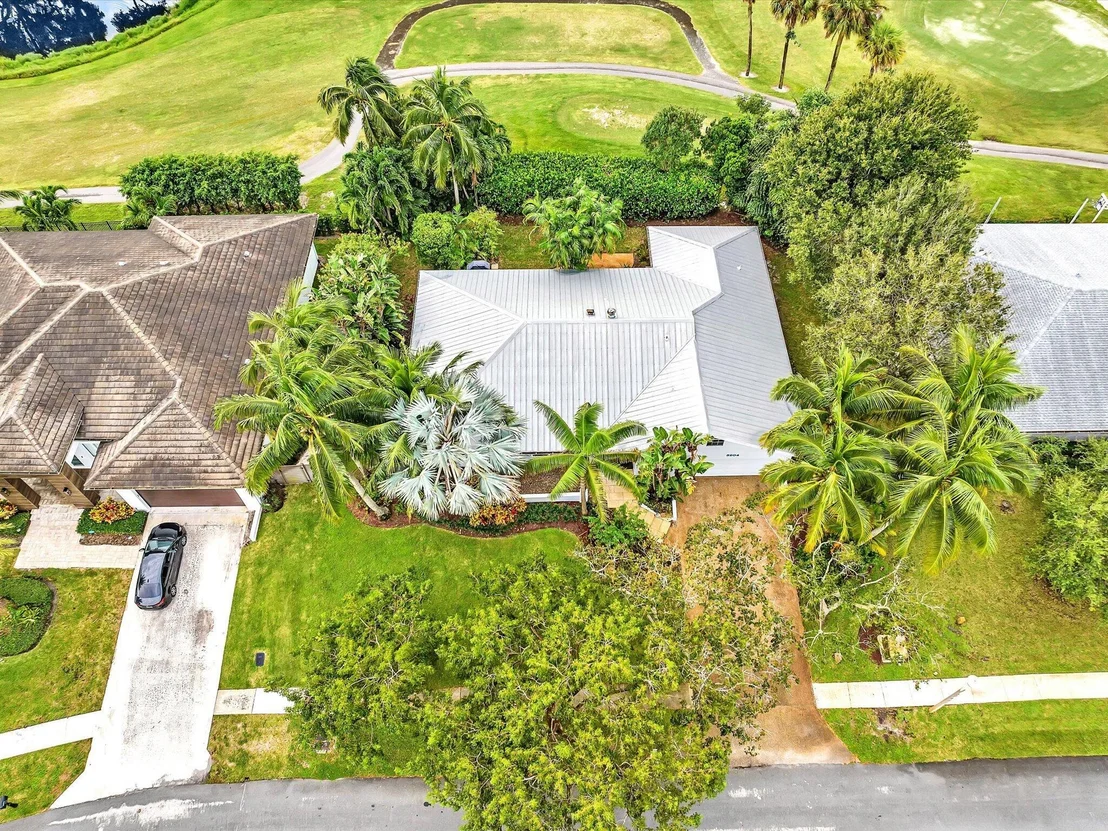 Photo of 3204 Lakeview Drive