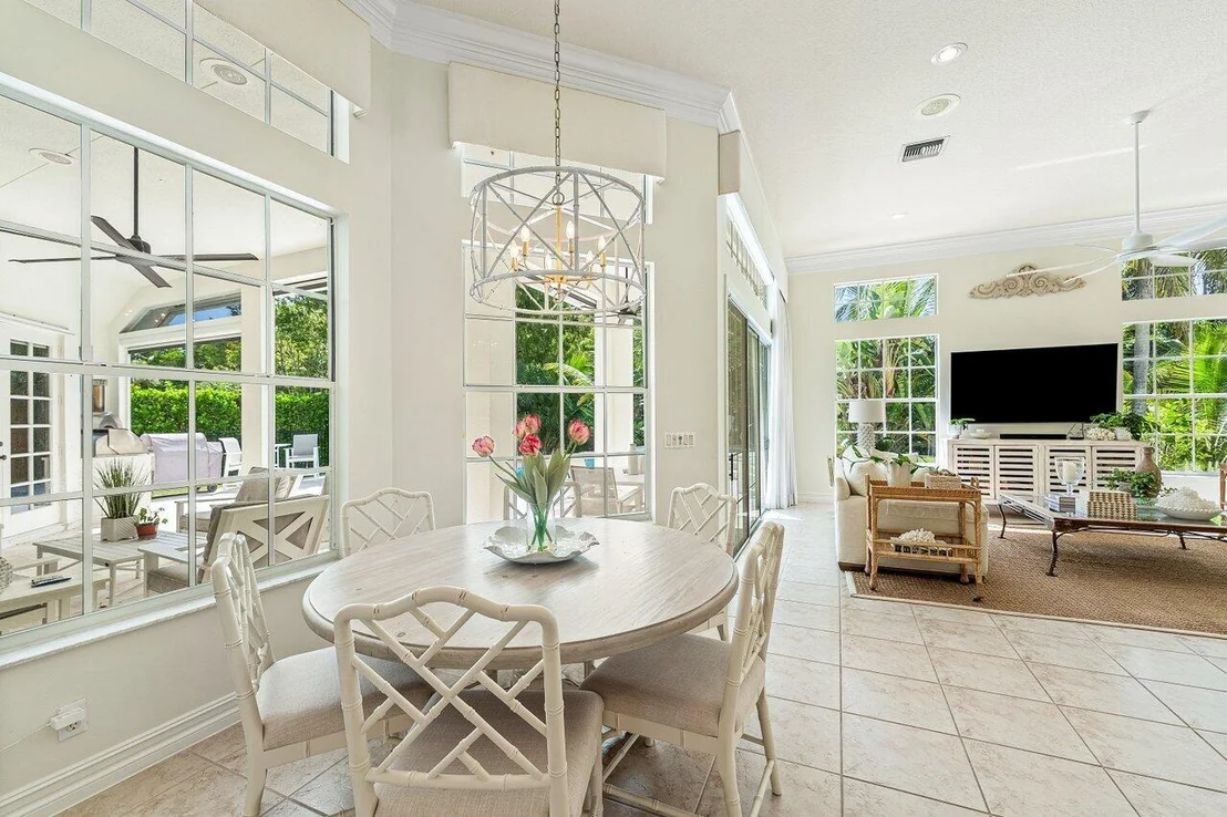 Photo of 5980 Our Robbies Road