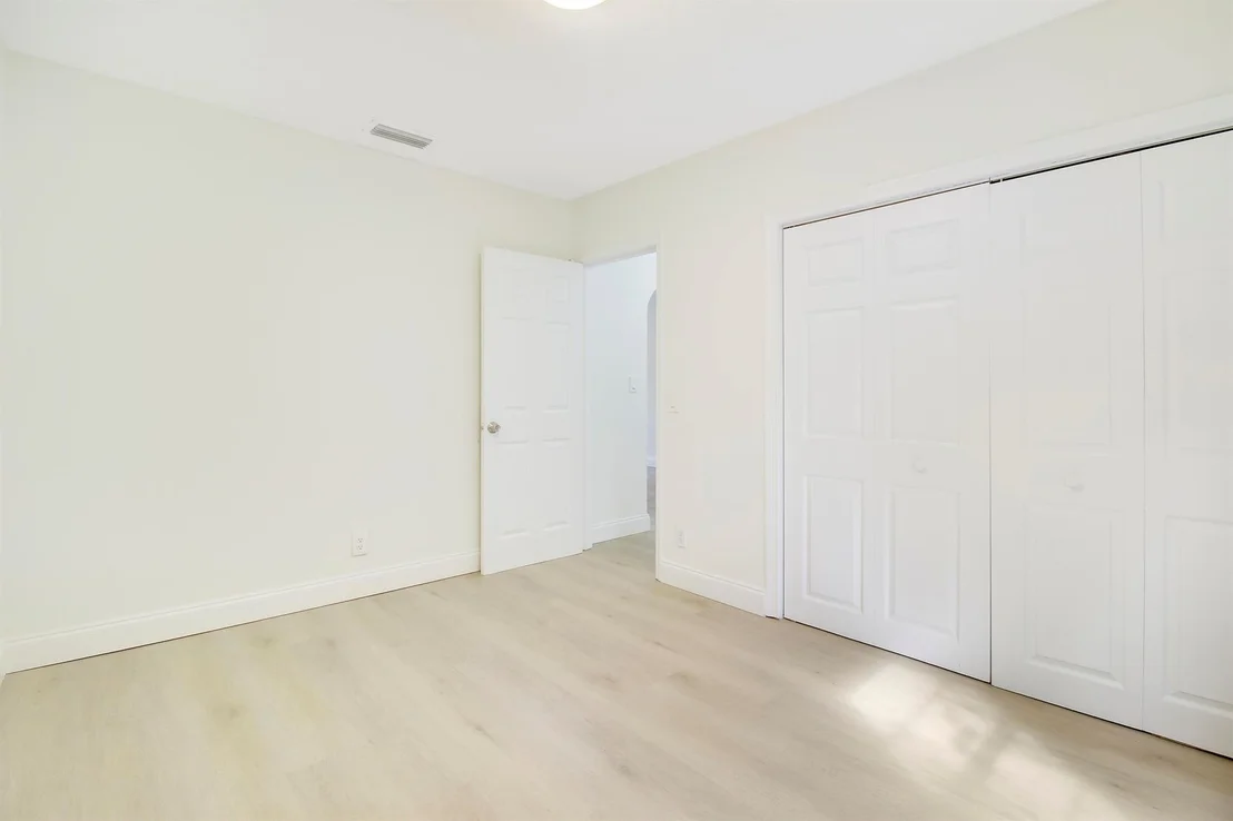 Photo of 848 Upland Road