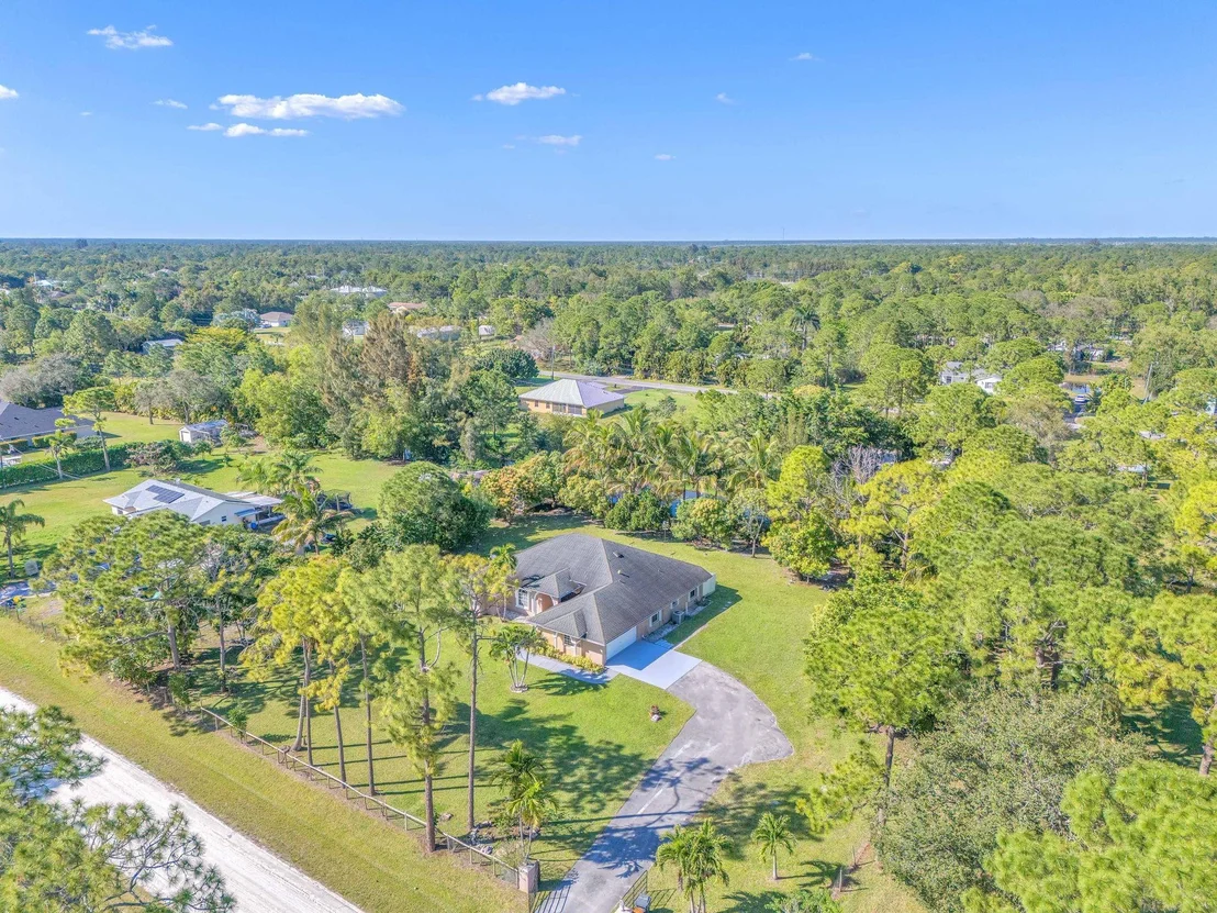 Photo of 14645 86th Road