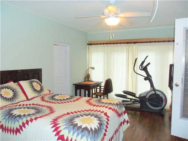 Photo of 92 W Mango Road
