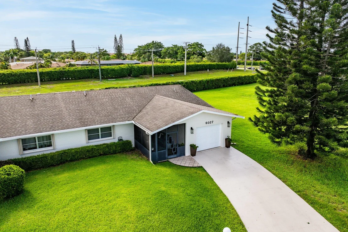 Photo of 6027 Stanley Lane
