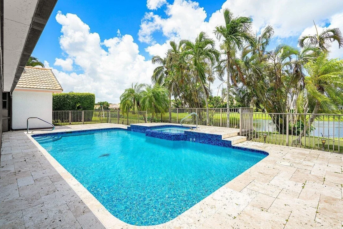 Photo of 9439 Sun Pointe Drive